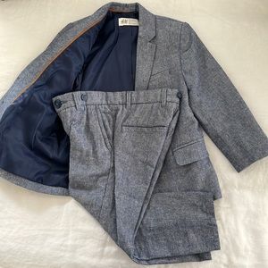 EUC H&M suit, 3T